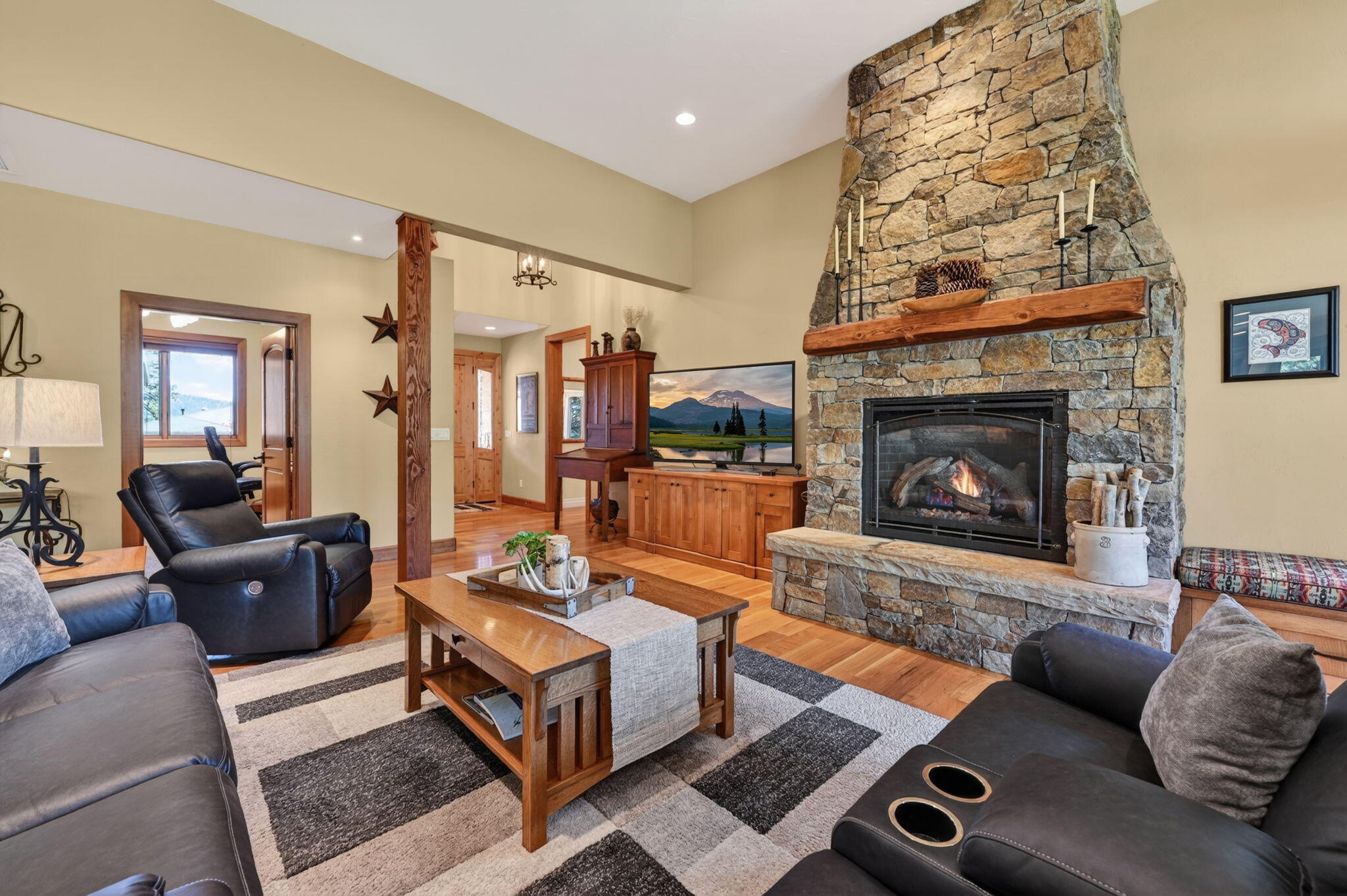 3324 Northwest Shevlin Ridge Bend, OR 97703 - Photo 8 of 45
