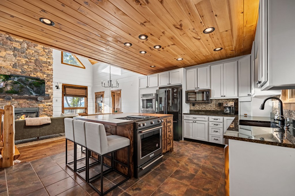 234 Oak Ledge Road Morganton, GA 30560 - Photo 6 of 65