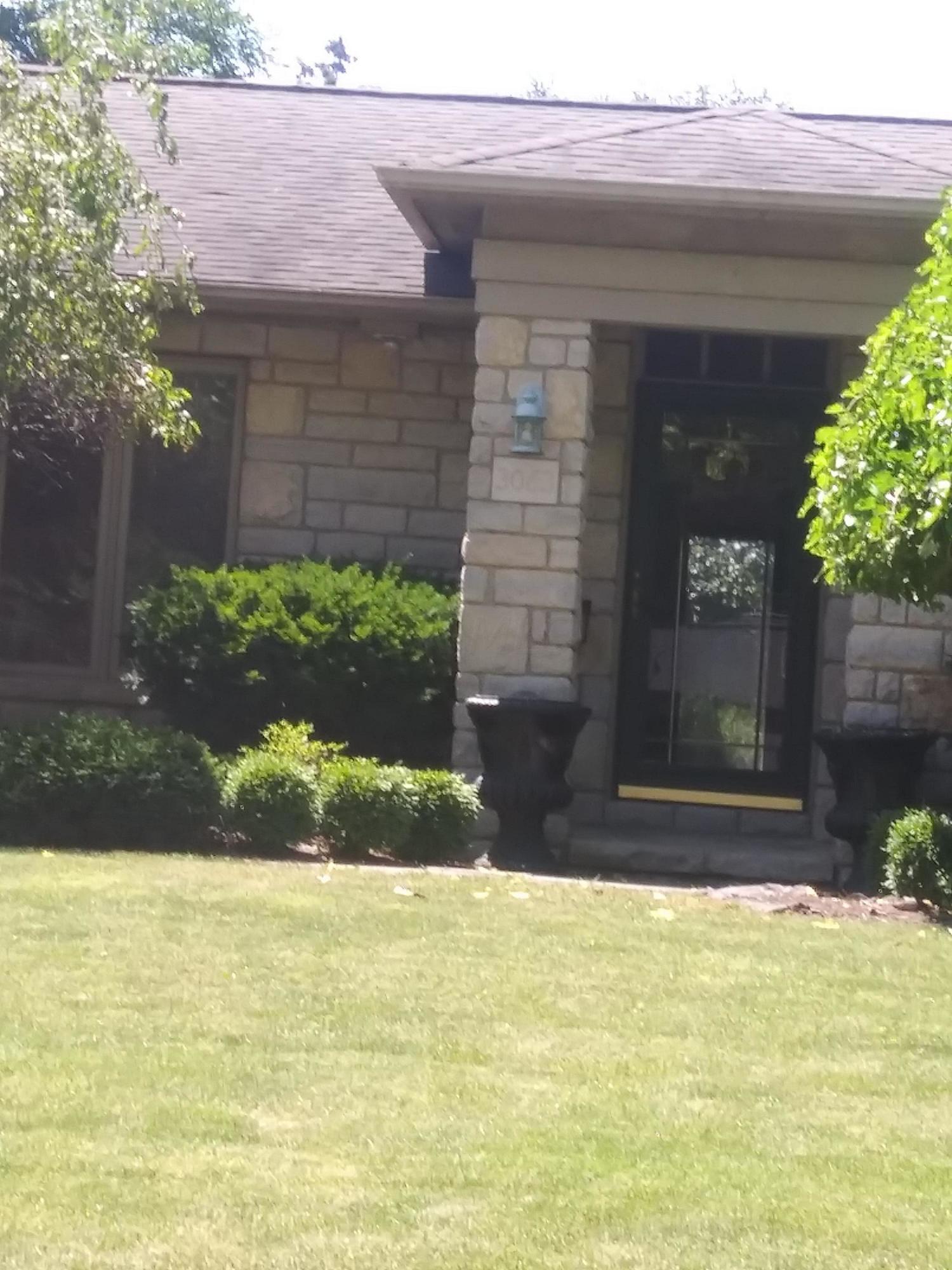 3063 South Dorchester Road Upper Arlington, OH 43221 - Photo 1 of 39