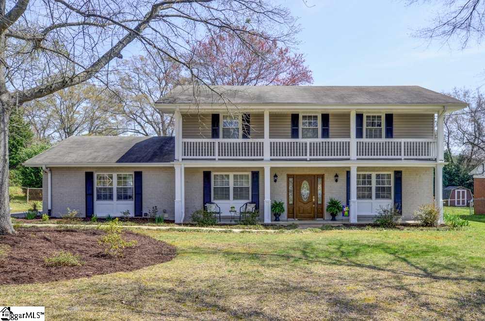 109 Hialeah Road Greenville, SC 29607 - Photo 1 of 32