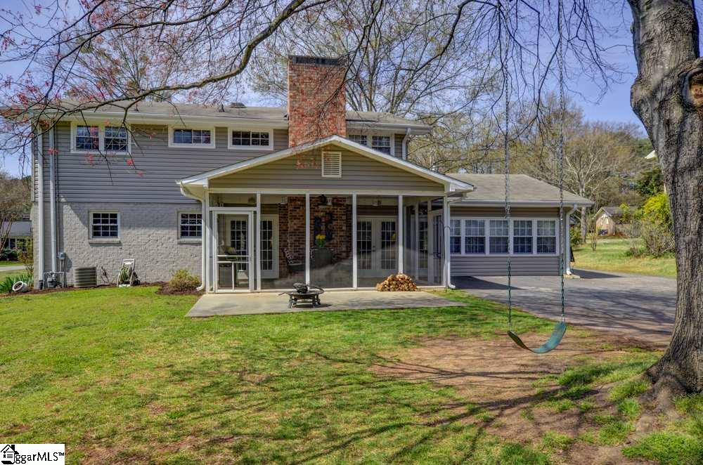 109 Hialeah Road Greenville, SC 29607 - Photo 3 of 32
