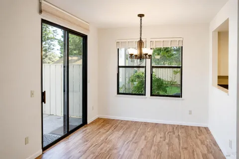 $520,000 | 615 Cherry Avenue, Sonoma, CA 95476