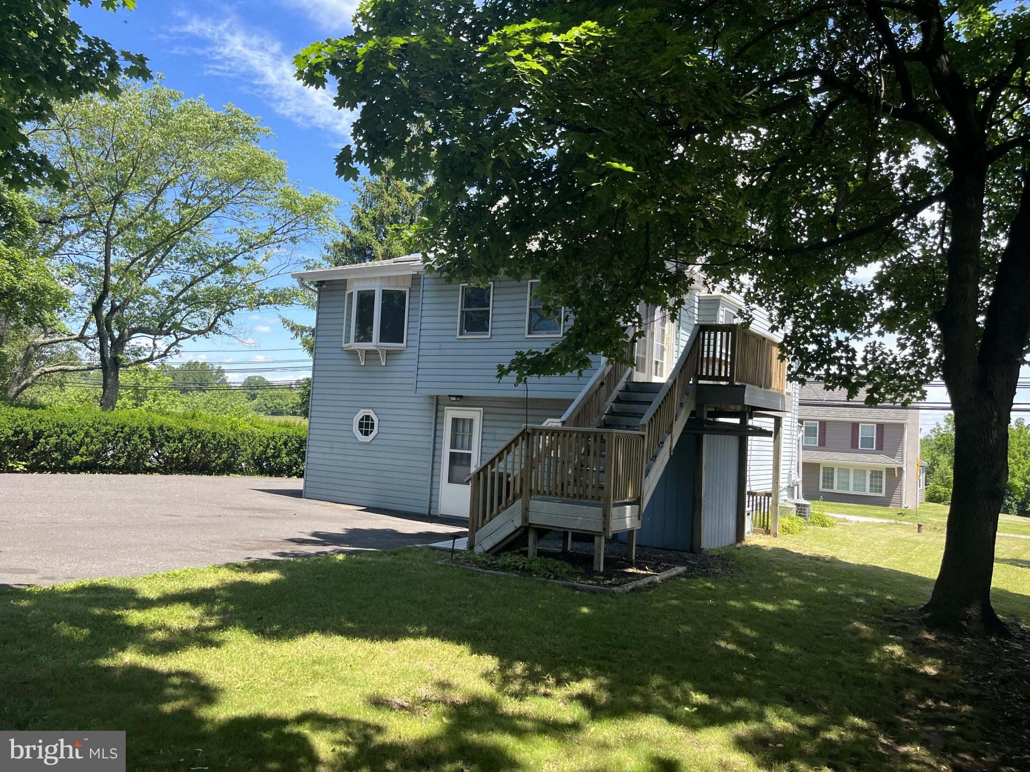 38 Mainland Road Harleysville, PA 19438 - Photo 3 of 29