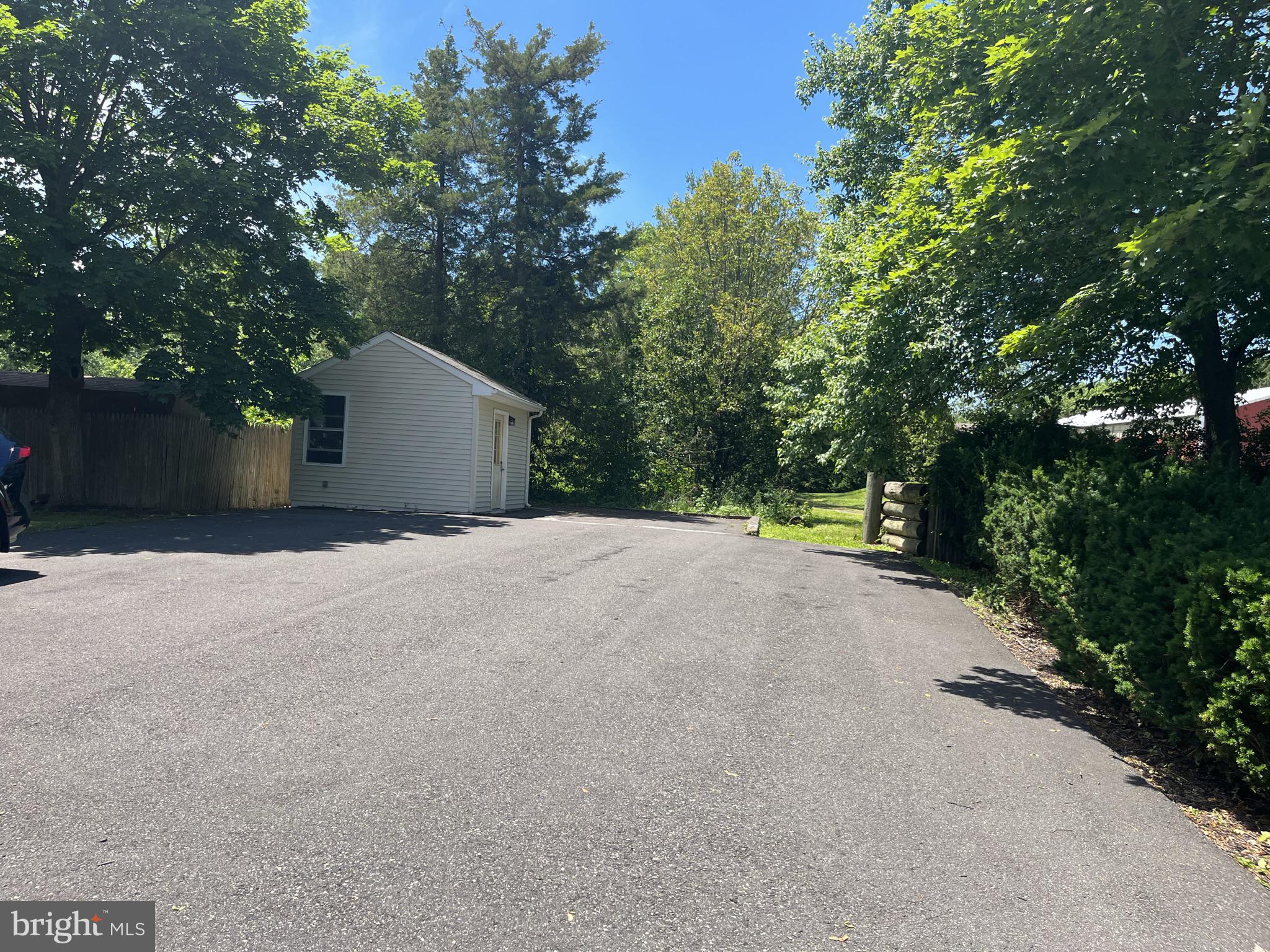 38 Mainland Road Harleysville, PA 19438 - Photo 4 of 29