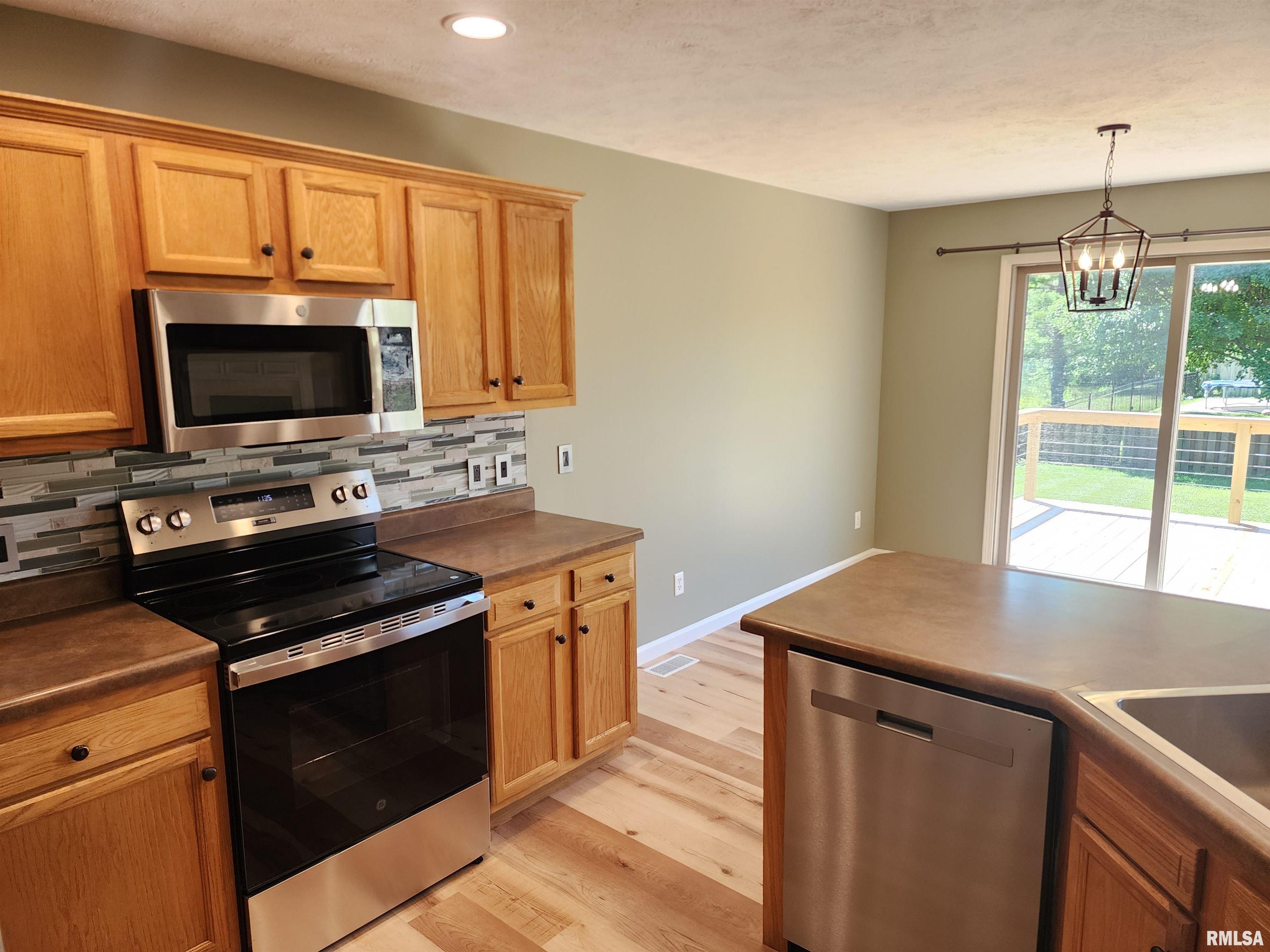 404 Treeline Lane Springfield, IL 62703 - Photo 29 of 58