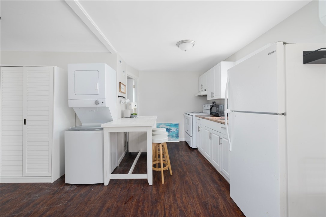 66 Knowlesway, Unit UPPR Narragansett, RI 02882 - Photo 15 of 25