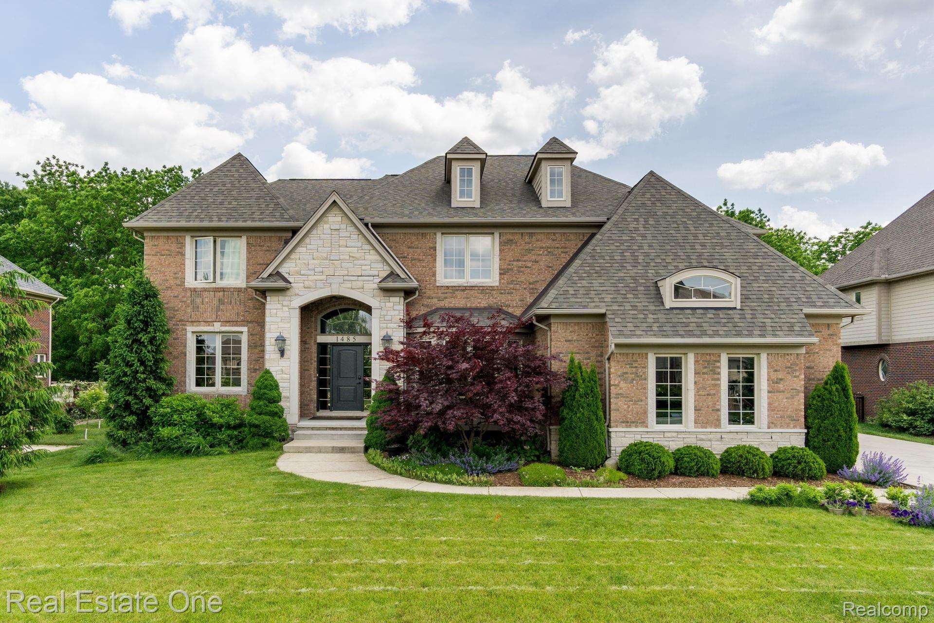 1485 Traceky Drive Rochester, MI 48306 - Photo 45 of 45 WELCOME HOME !