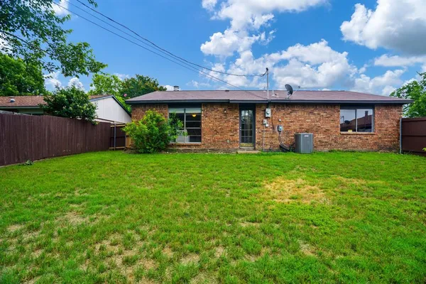 $2,000 | 122 West Way Drive, Allen, TX 75002