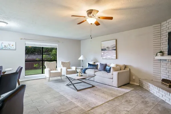 $2,000 | 122 West Way Drive, Allen, TX 75002