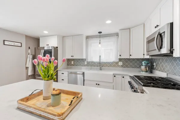$1,275,000 | 43 Shore Drive, Salem, NH 03079