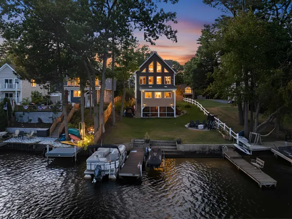 $1,275,000 | 43 Shore Drive, Salem, NH 03079