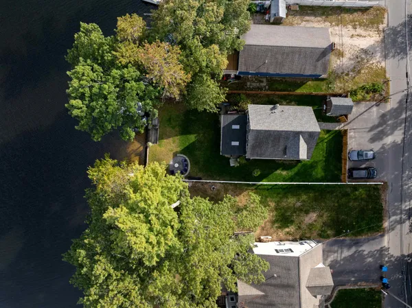 $1,275,000 | 43 Shore Drive, Salem, NH 03079