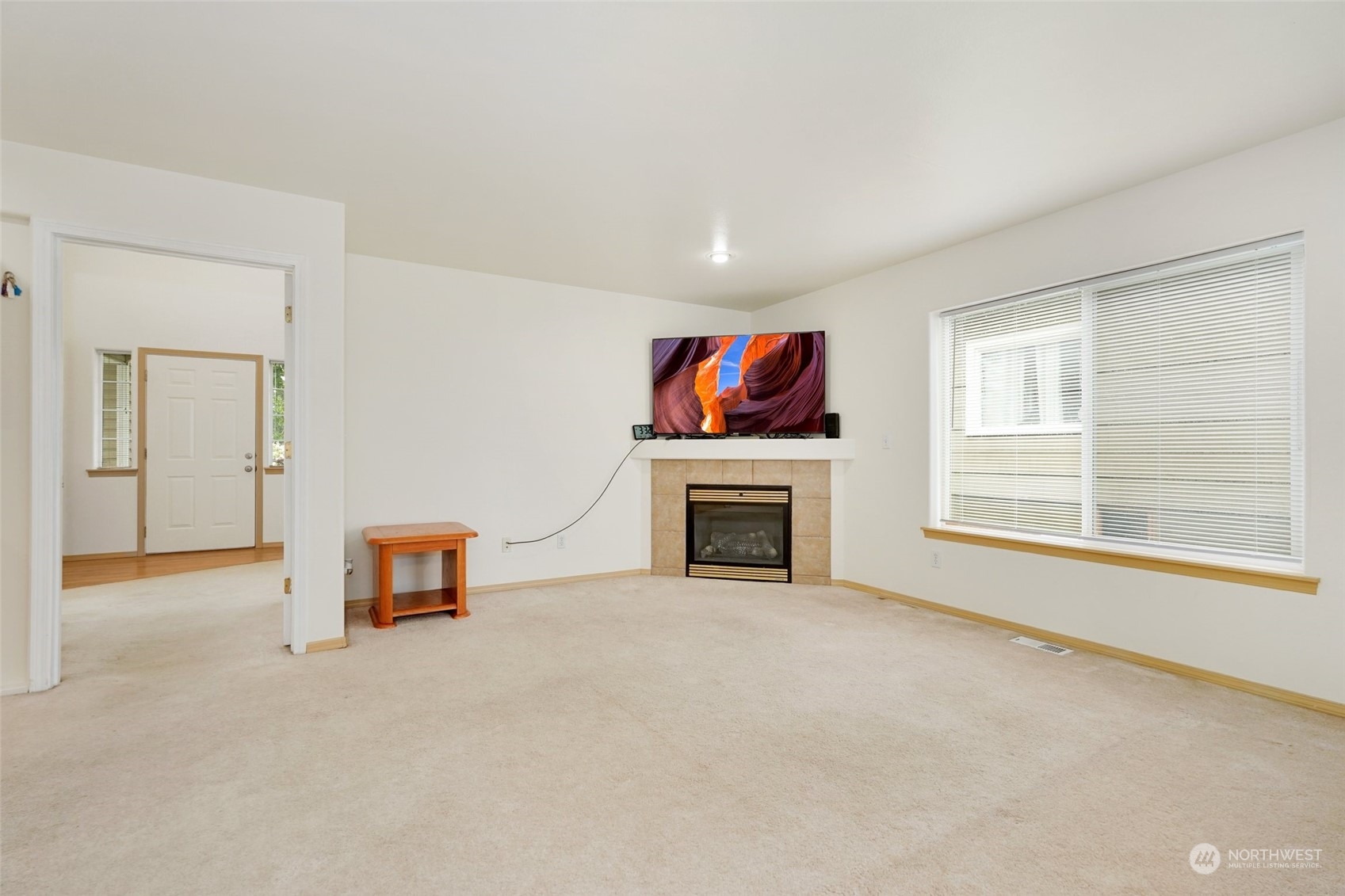 1007 Rockefeller Avenue Everett, WA 98201 - Photo 8 of 28 Gallery Image 8