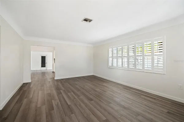 $3,000 | 662 Villa Grande Avenue South, St. Petersburg, FL 33707