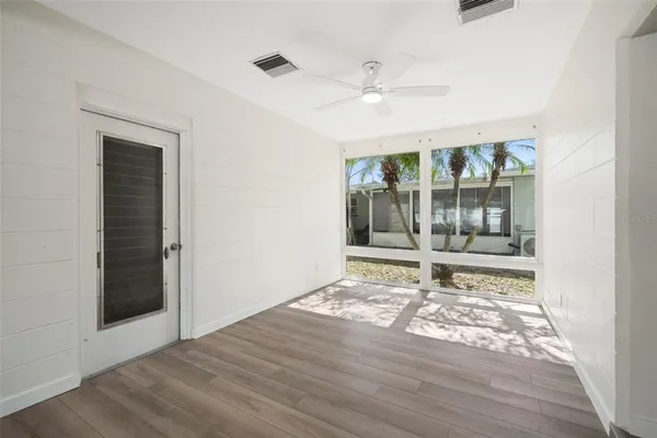 $3,000 | 662 Villa Grande Avenue South, St. Petersburg, FL 33707