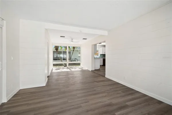 $3,000 | 662 Villa Grande Avenue South, St. Petersburg, FL 33707