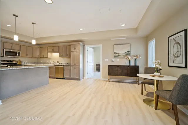 $236,670 | 2150 Founders Drive, Unit P110, Northbrook, IL 60062