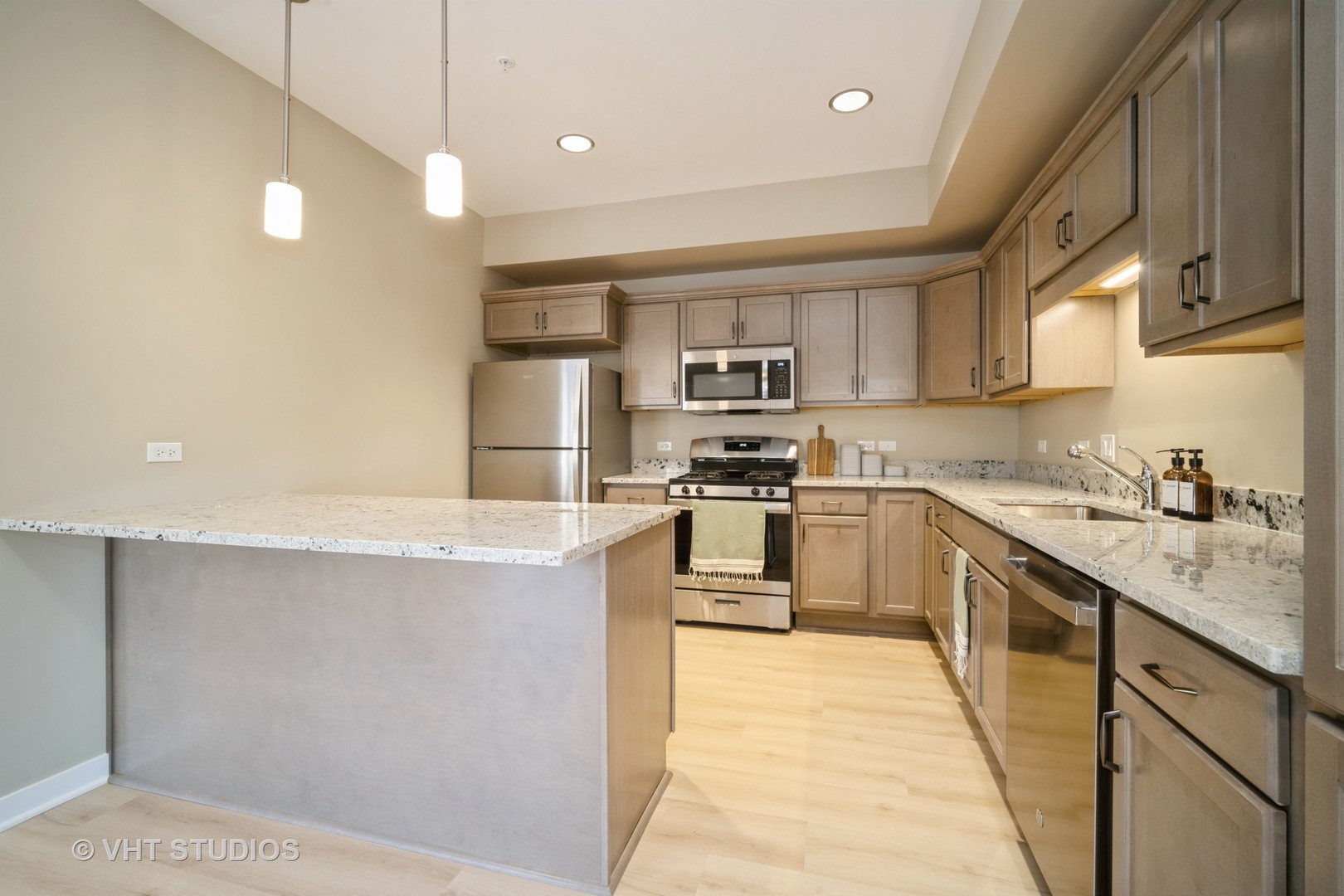 2150 Founders Drive, Unit P110 Northbrook, IL 60062 - Photo 7 of 21