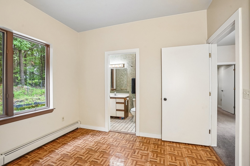 76 Foster Road Ashby, MA 01431 - Photo 17 of 38