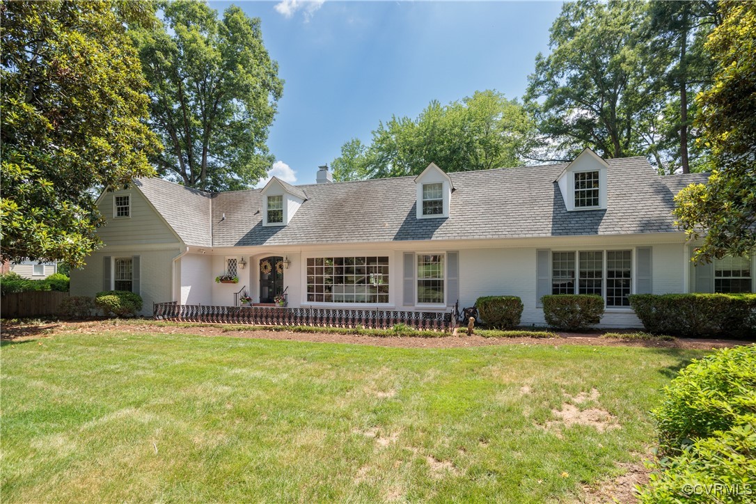 9603 River Road Henrico, VA 23229 - Photo 3 of 50 front view of a house with a yard
