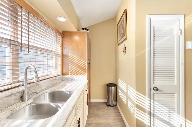 $275,000 | 11001 Southeast Sunset Harbor Road, Unit D18, Summerfield, FL 34491