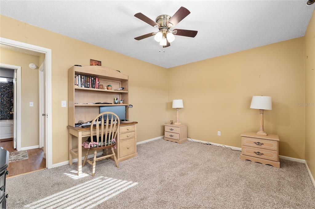 11001 Southeast Sunset Harbor Road, Unit D18 Summerfield, FL 34491 - Photo 22 of 41