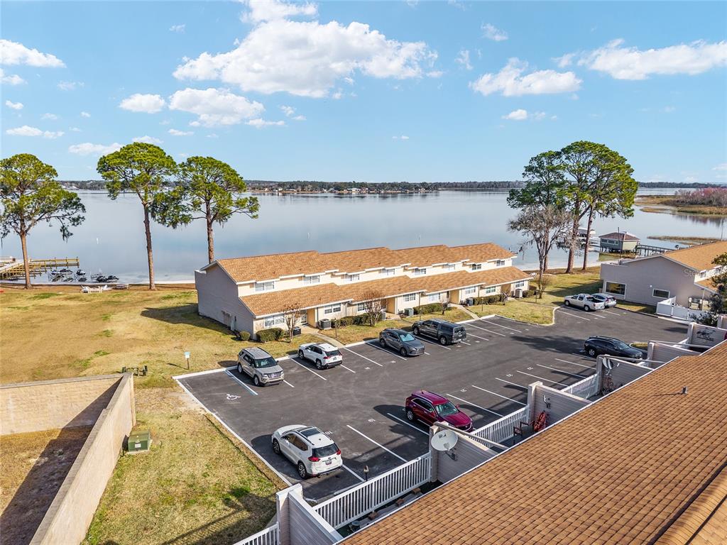 11001 Southeast Sunset Harbor Road, Unit D18 Summerfield, FL 34491 - Photo 27 of 41