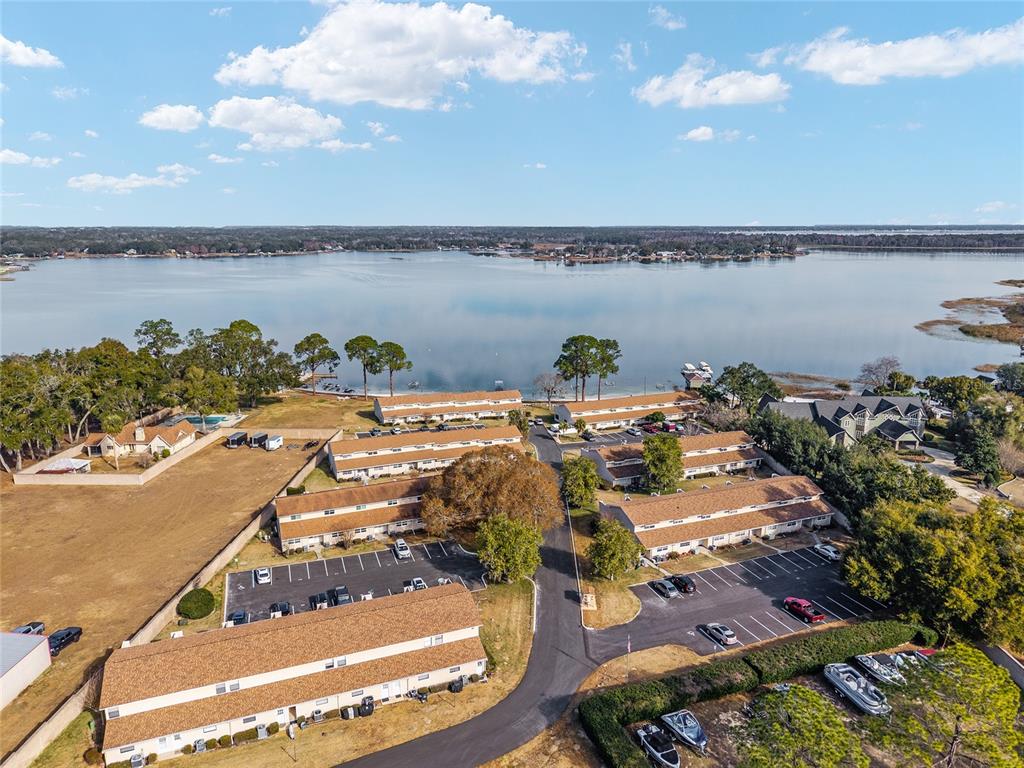 11001 Southeast Sunset Harbor Road, Unit D18 Summerfield, FL 34491 - Photo 30 of 41