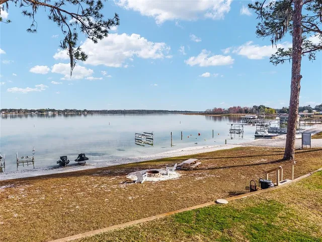 $275,000 | 11001 Southeast Sunset Harbor Road, Unit D18, Summerfield, FL 34491