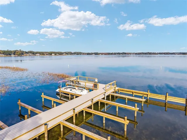 $275,000 | 11001 Southeast Sunset Harbor Road, Unit D18, Summerfield, FL 34491