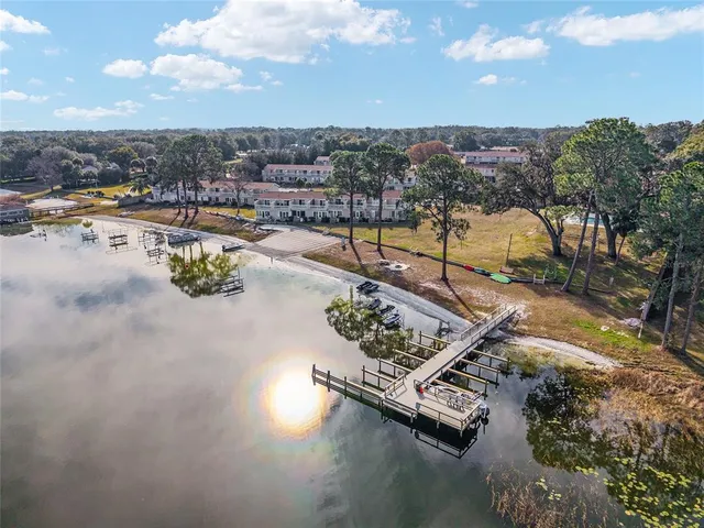 $275,000 | 11001 Southeast Sunset Harbor Road, Unit D18, Summerfield, FL 34491