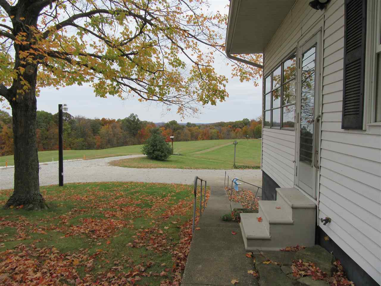 1998 Troy Ridge Road Tell City, IN 47586 - Photo 4 of 33