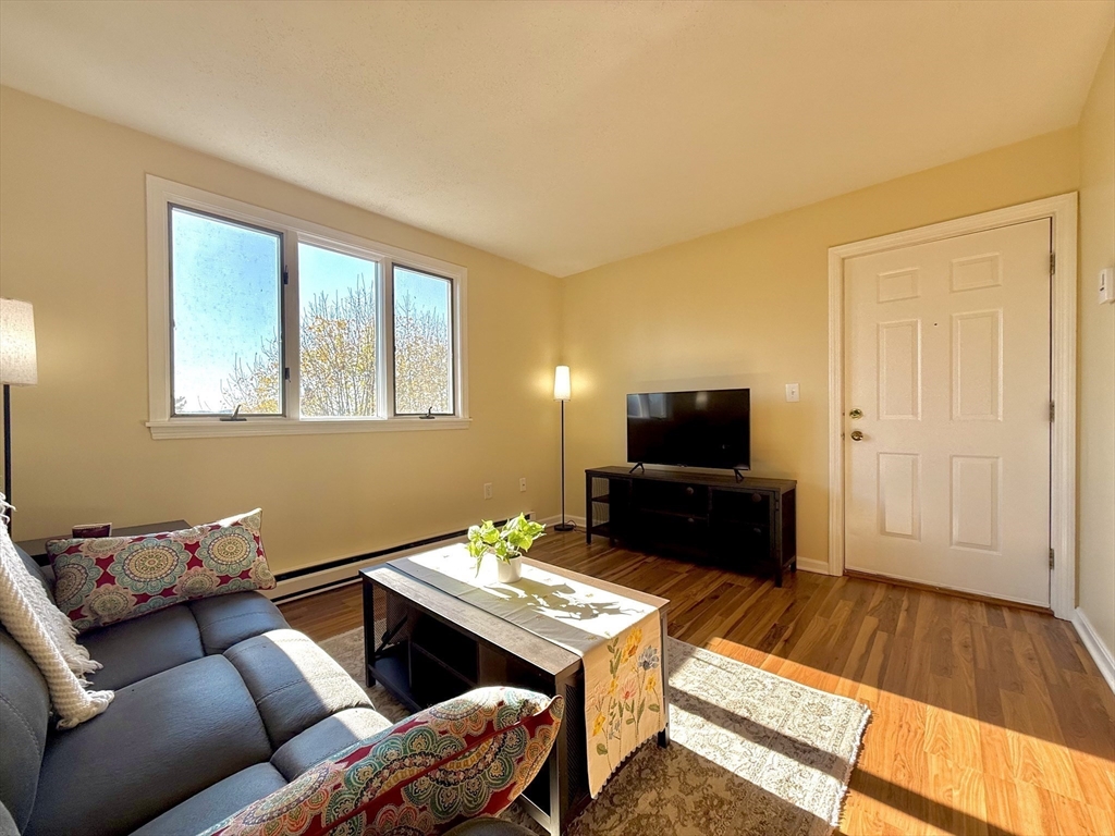 28 Claremont Terrace, Unit 6 Swampscott, MA 01907 - Photo 15 of 39