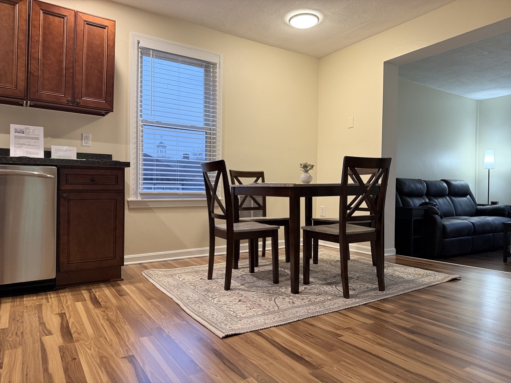 28 Claremont Terrace, Unit 6 Swampscott, MA 01907 - Photo 9 of 39