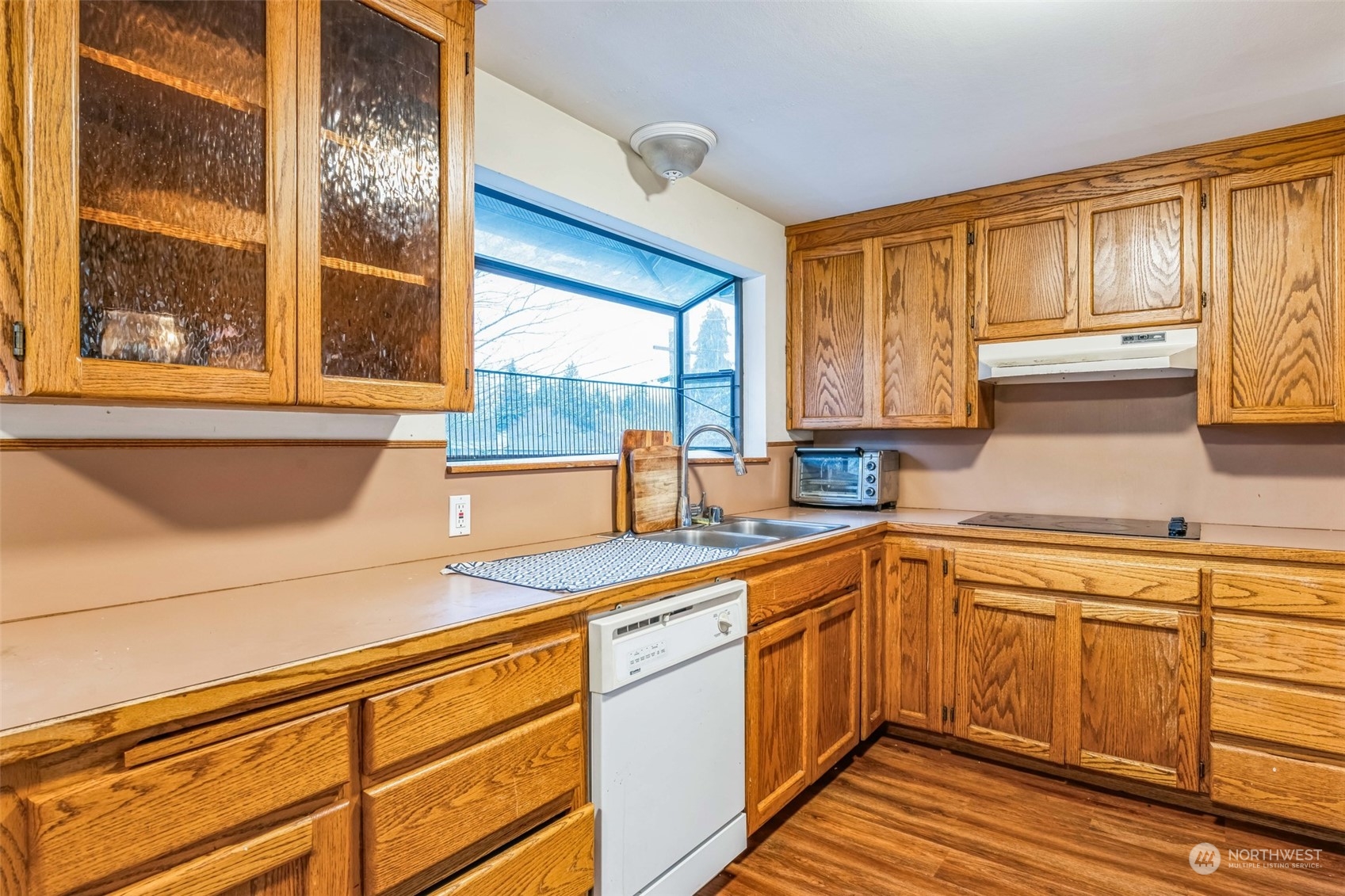 4408 224th Place Southwest Mountlake Terrace, WA 98043 - Photo 2 of 18