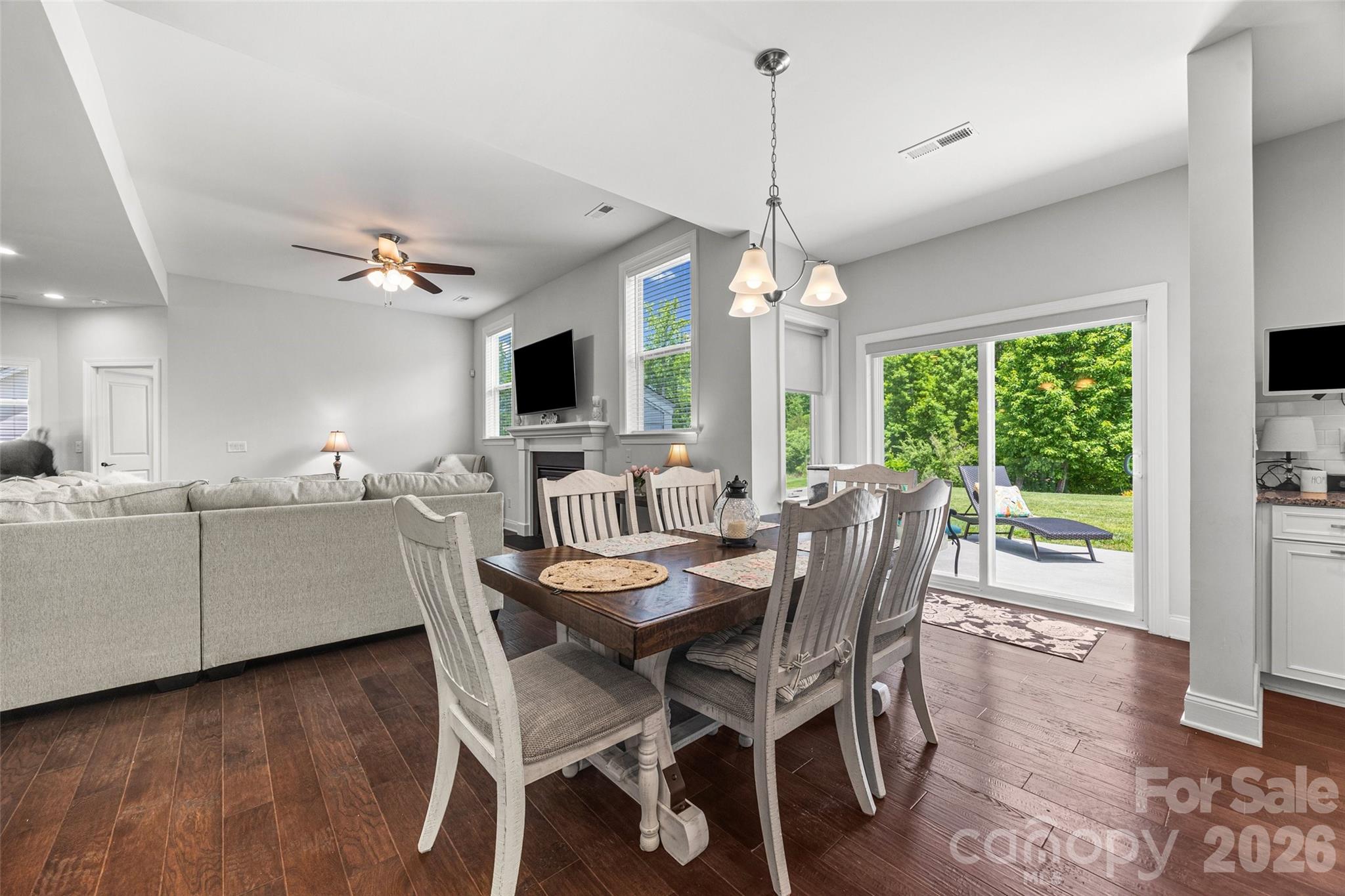 323 Forsythia Lane Tega Cay, SC 29708 - Photo 14 of 47
