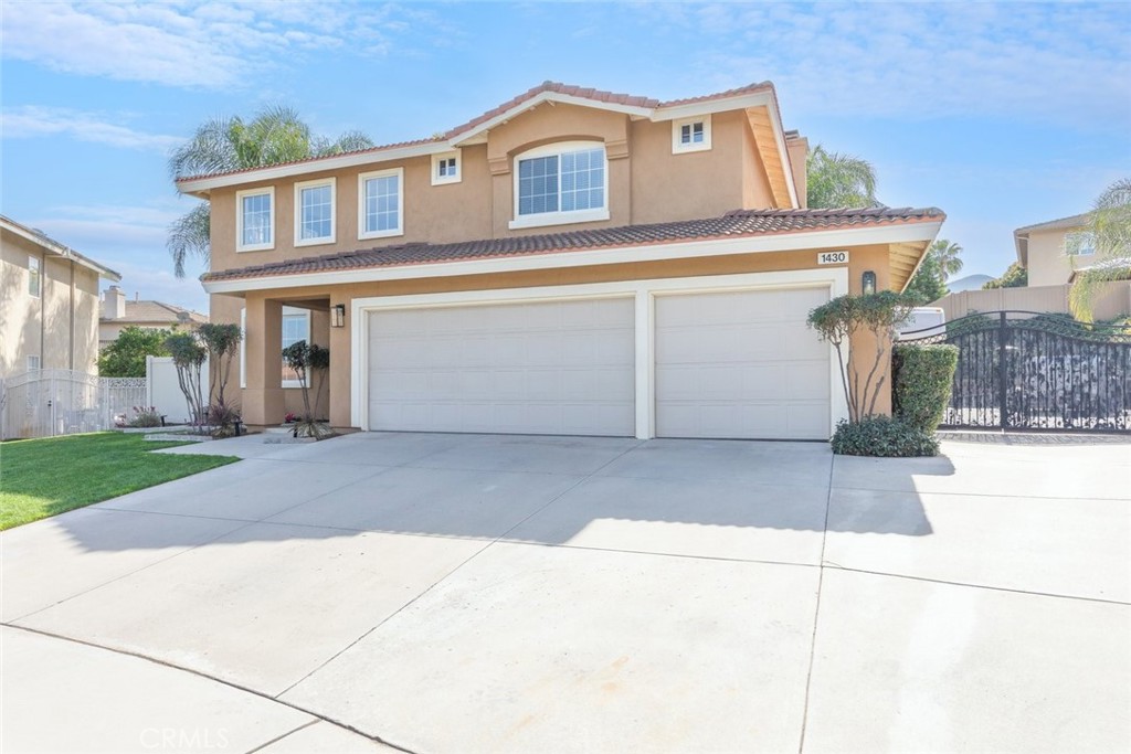 1430 Baldwin Drive Corona, CA 92881 - Photo 6 of 61 a view of a white building