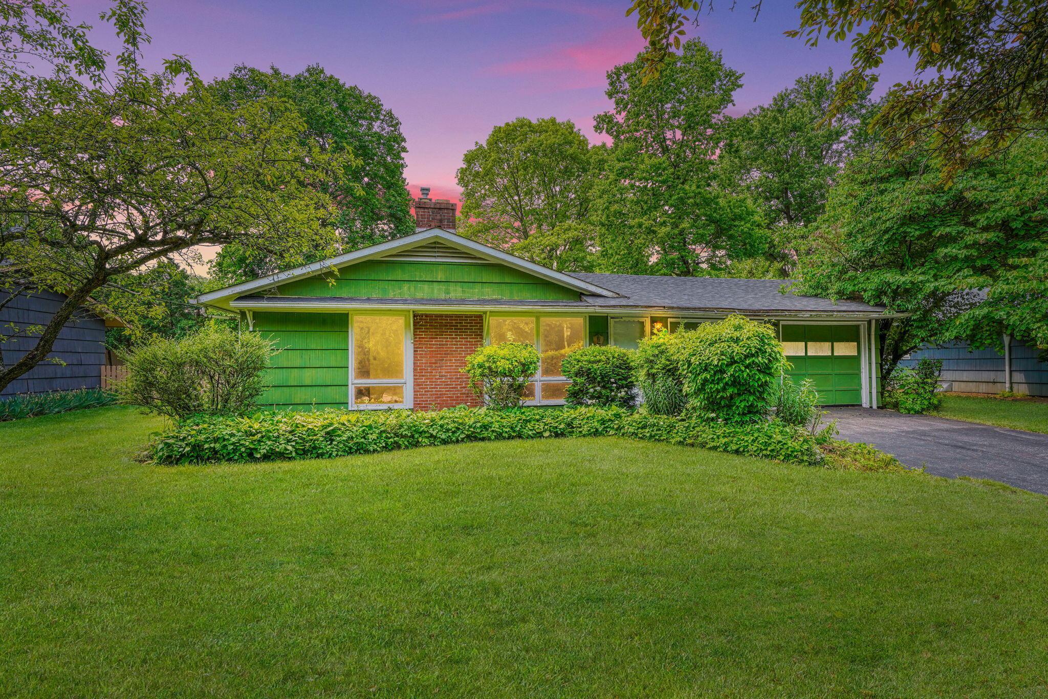 2361 Fishinger Road Columbus, OH 43221 - Photo 1 of 40 2361 Fishinger Virtual Twilight