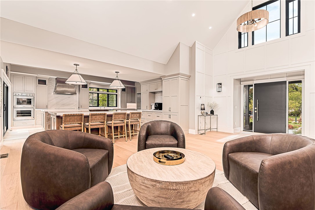 33 Stuart Street Westerly, RI 02891 - Photo 17 of 44