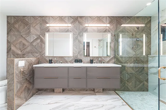 $2,150,000 | 33 Stuart Street, Westerly, RI 02891