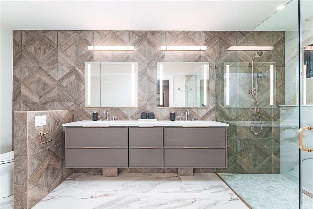 33 Stuart Street Westerly, RI 02891 - Photo 31 of 44