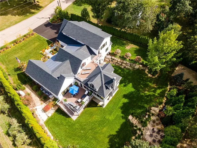 $2,150,000 | 33 Stuart Street, Westerly, RI 02891