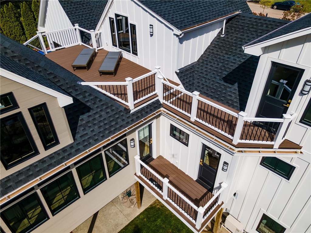 33 Stuart Street Westerly, RI 02891 - Photo 5 of 44