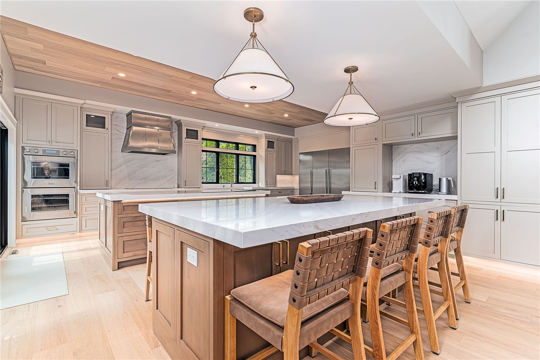 33 Stuart Street Westerly, RI 02891 - Photo 6 of 10