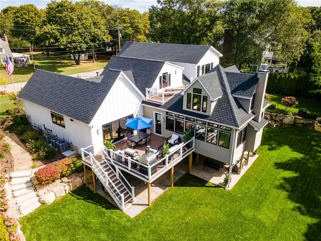 $2,150,000 | 33 Stuart Street, Westerly, RI 02891