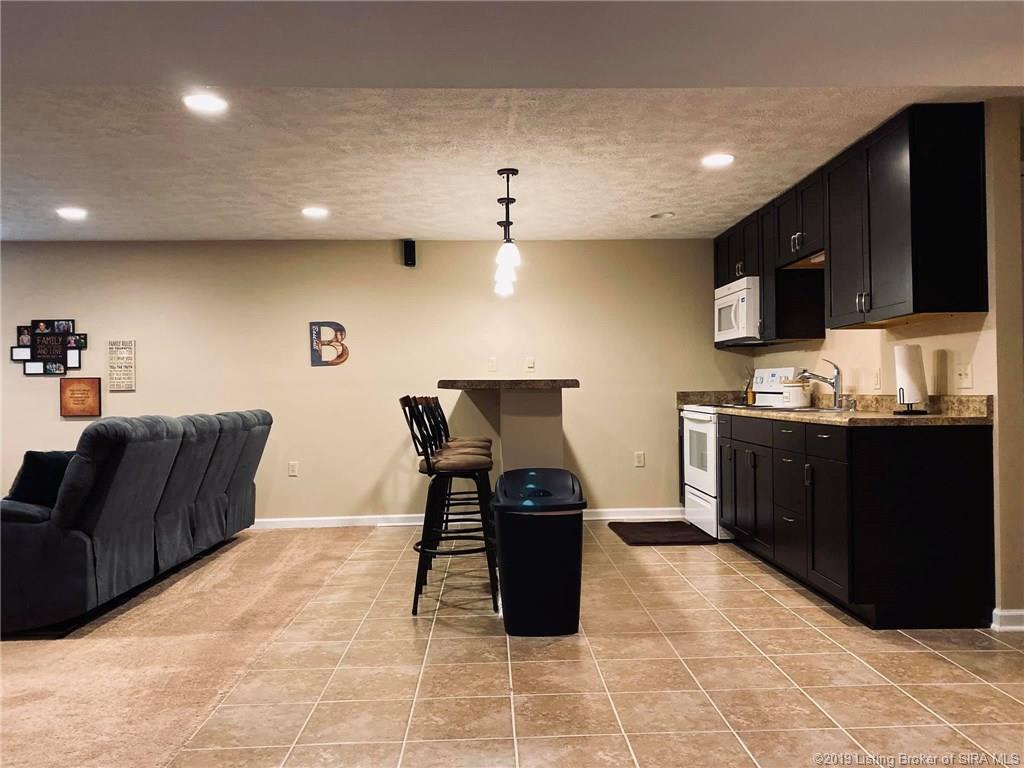 169 West Stoneybrook Road Austin, IN 47102 - Photo 31 of 40 Gallery Image 31