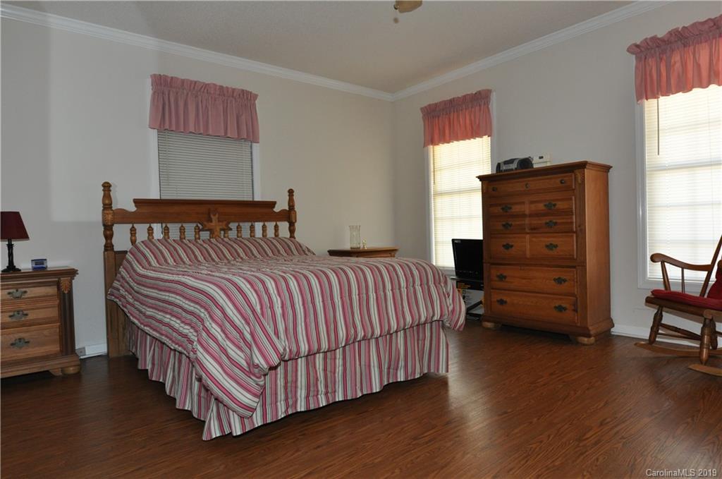677 Sweeney Street Chester, SC 29706 - Photo 5 of 25 Gallery Image 5
