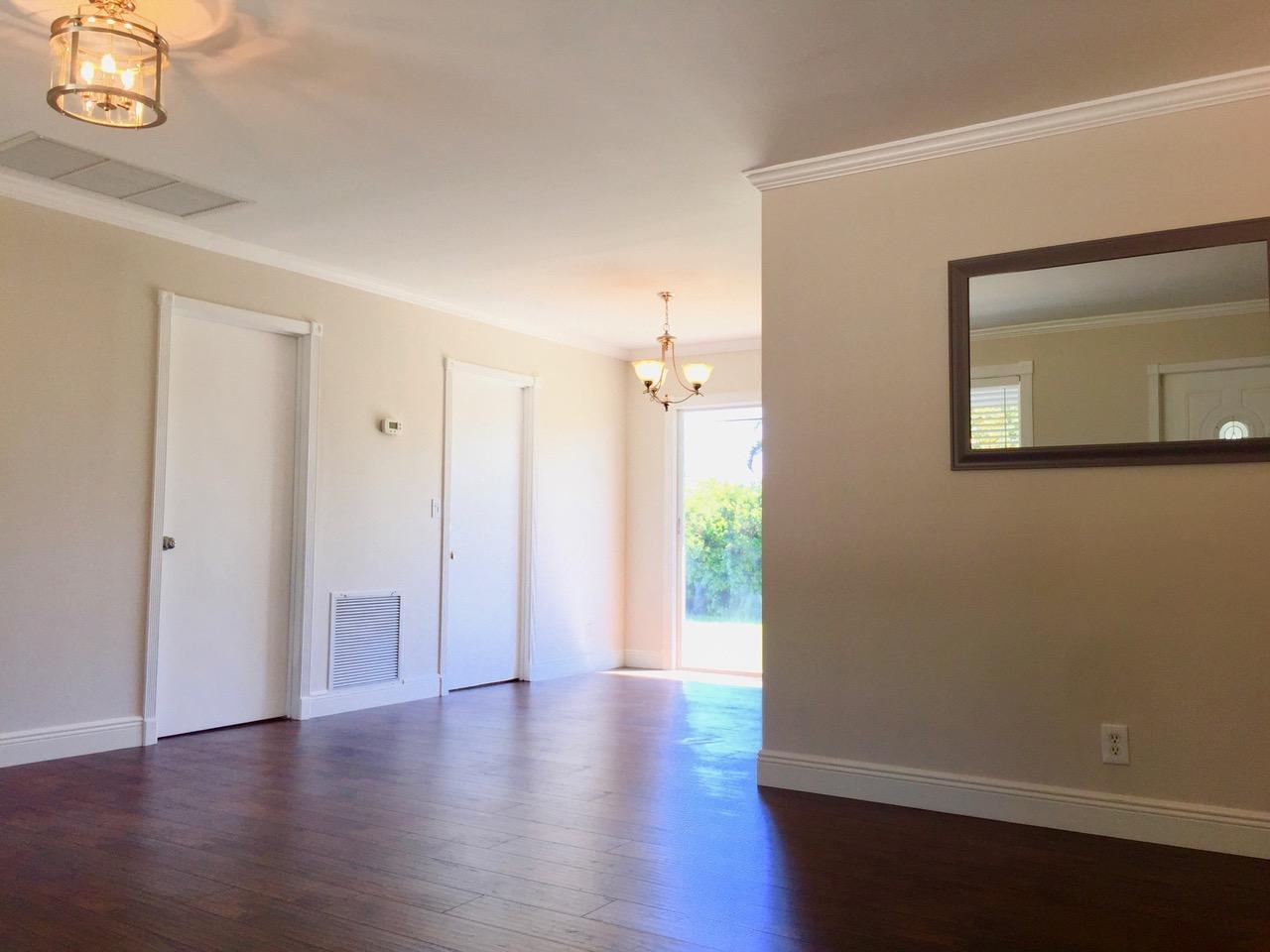 2744 Worcester Road Lake Worth, FL 33462 - Photo 3 of 16 03living - dining