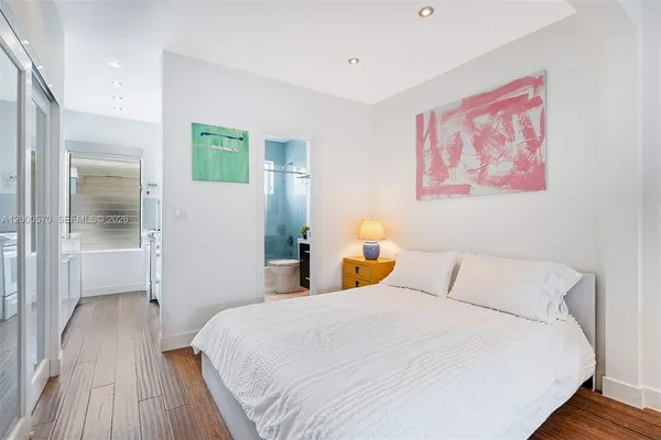 $2,000 | 1050 Pennsylvania Avenue, Unit 29, Miami Beach, FL 33139