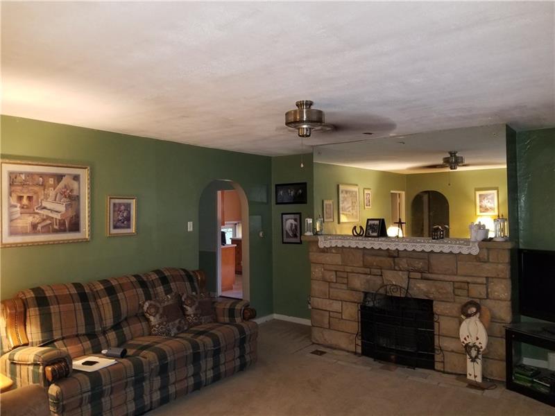 564 McMichael Road Pittsburgh, PA 15205 - Photo 3 of 16 Gallery Image 3